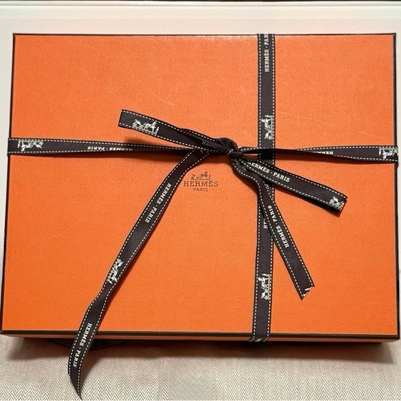 Hermès Oran H Sandal Violet Marjorette Epsom Leather Slip on Sandal Size 8 NEW - Picture 8 of 16